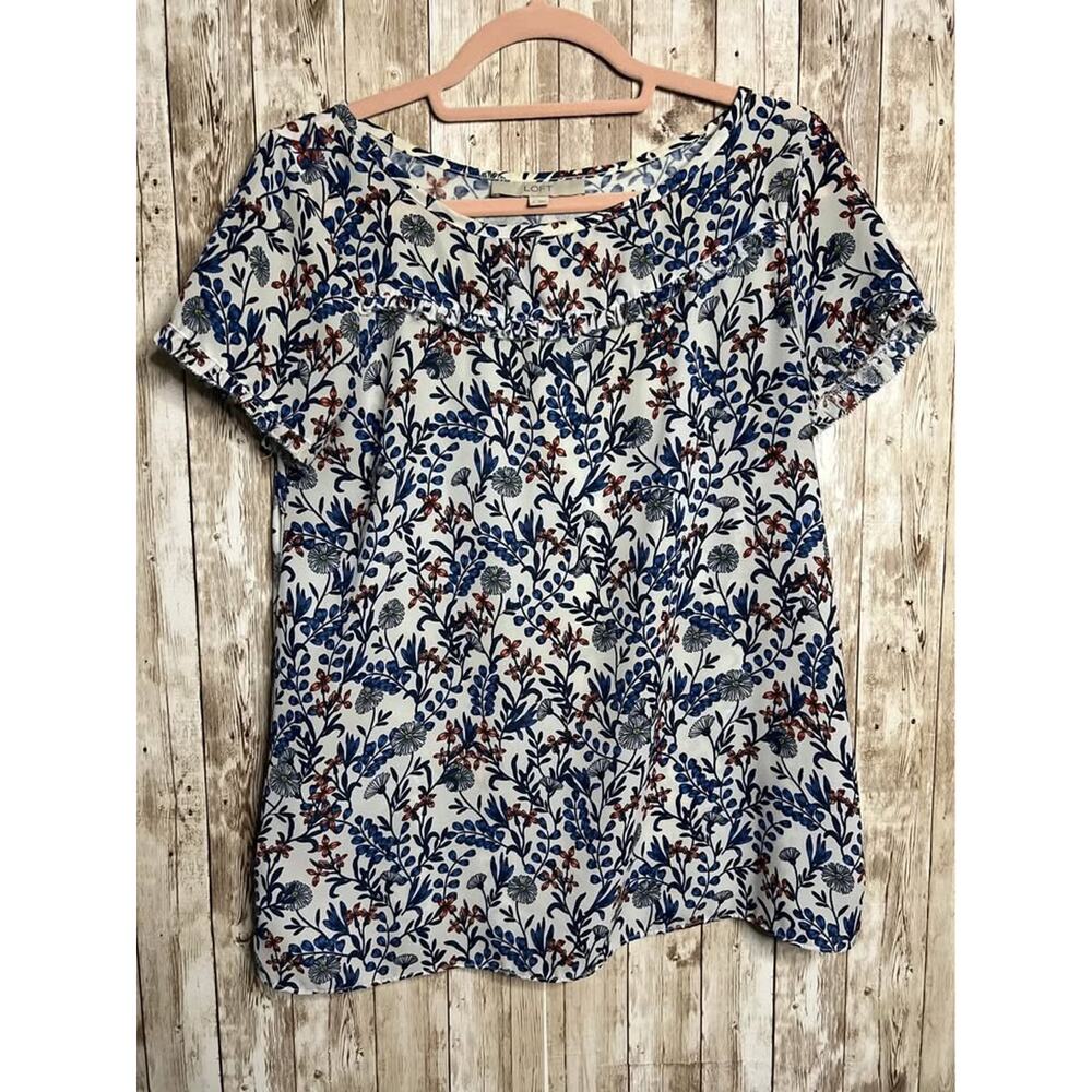 LOFT size small lightweight floral blouse